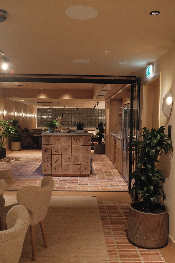 0524B8DA-BA37-4601-8B46-295A7D2001FF_1_105_c