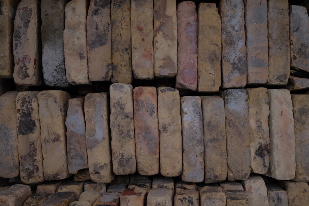 2679636C-A0AA-41ED-A07F-5E7D32170C99_1_105_c