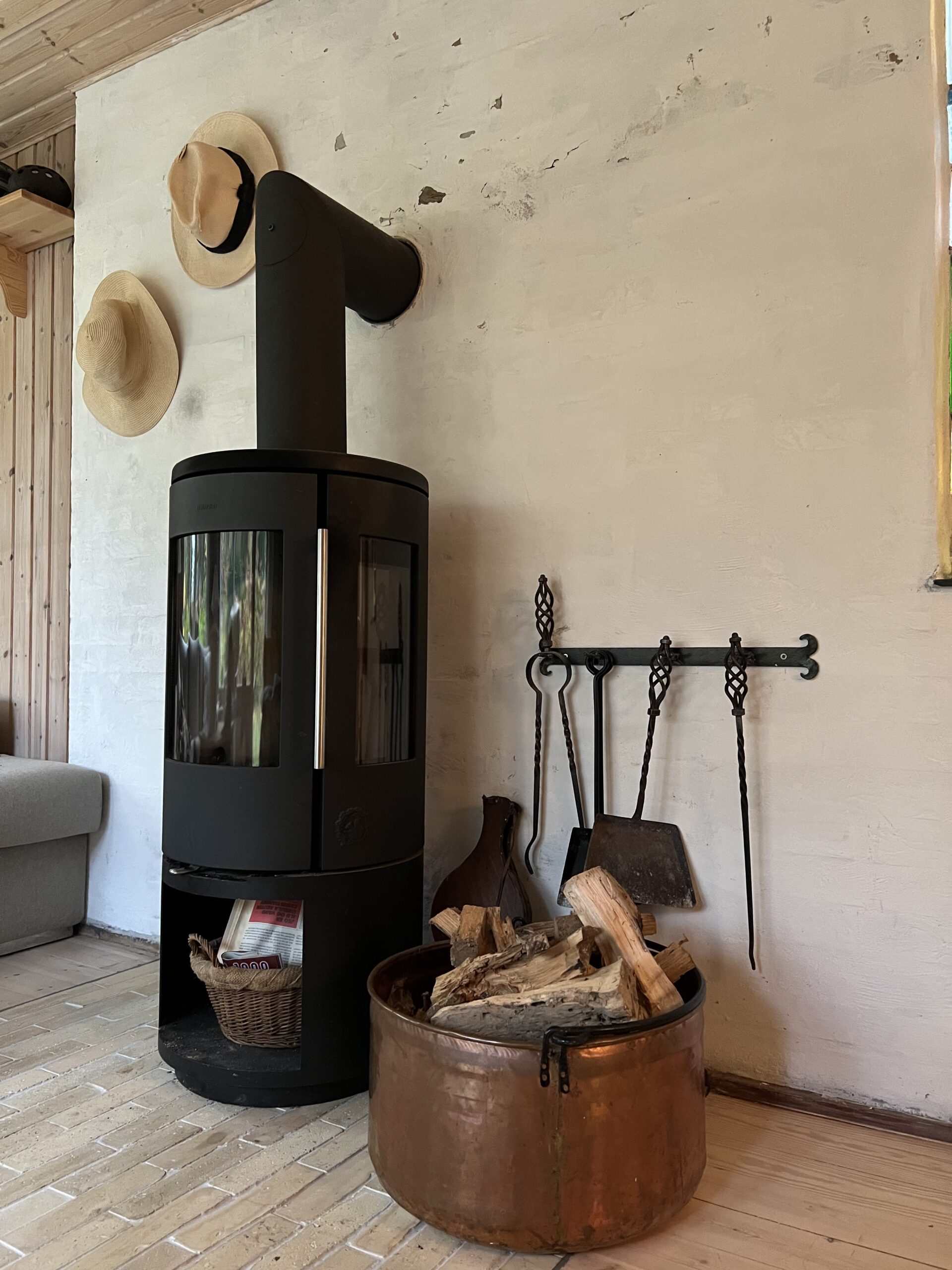 2B19DE56-6231-409C-80DD-5DE515D4EEAE