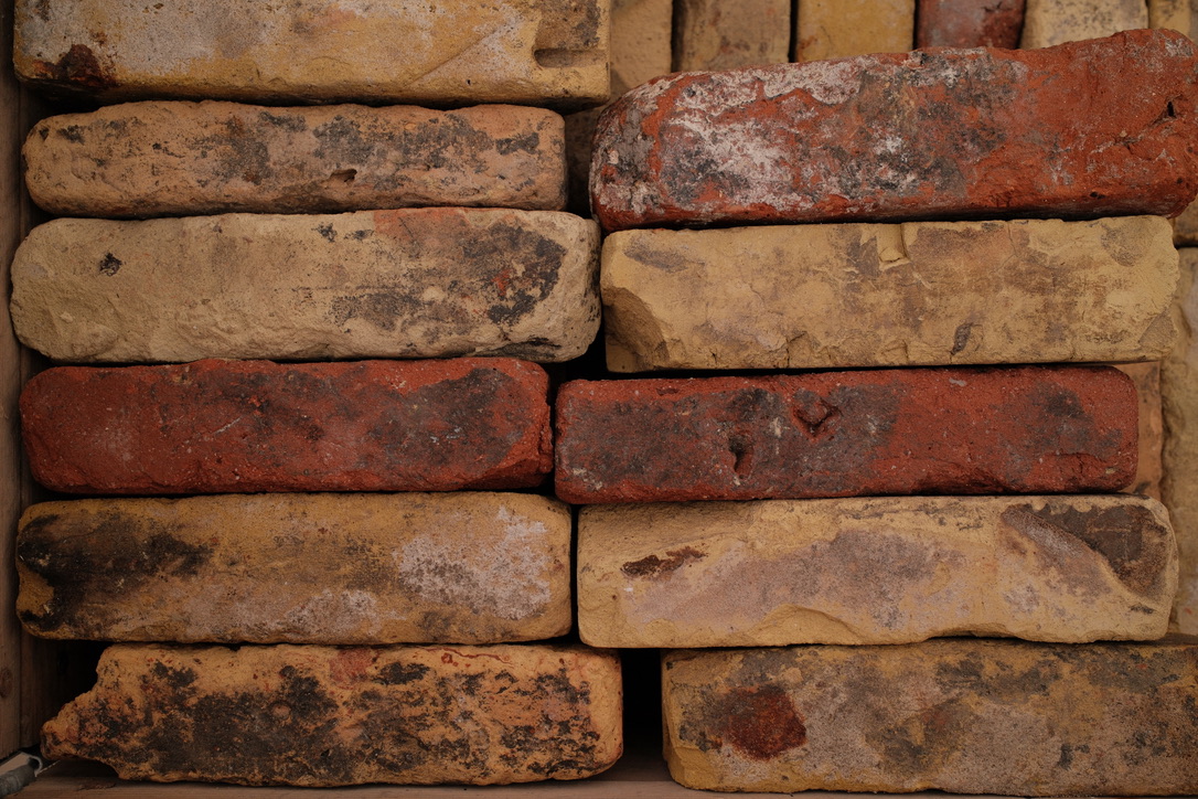 593B1608-FA22-46E1-A0E2-4CC158F85DD3_1_105_c