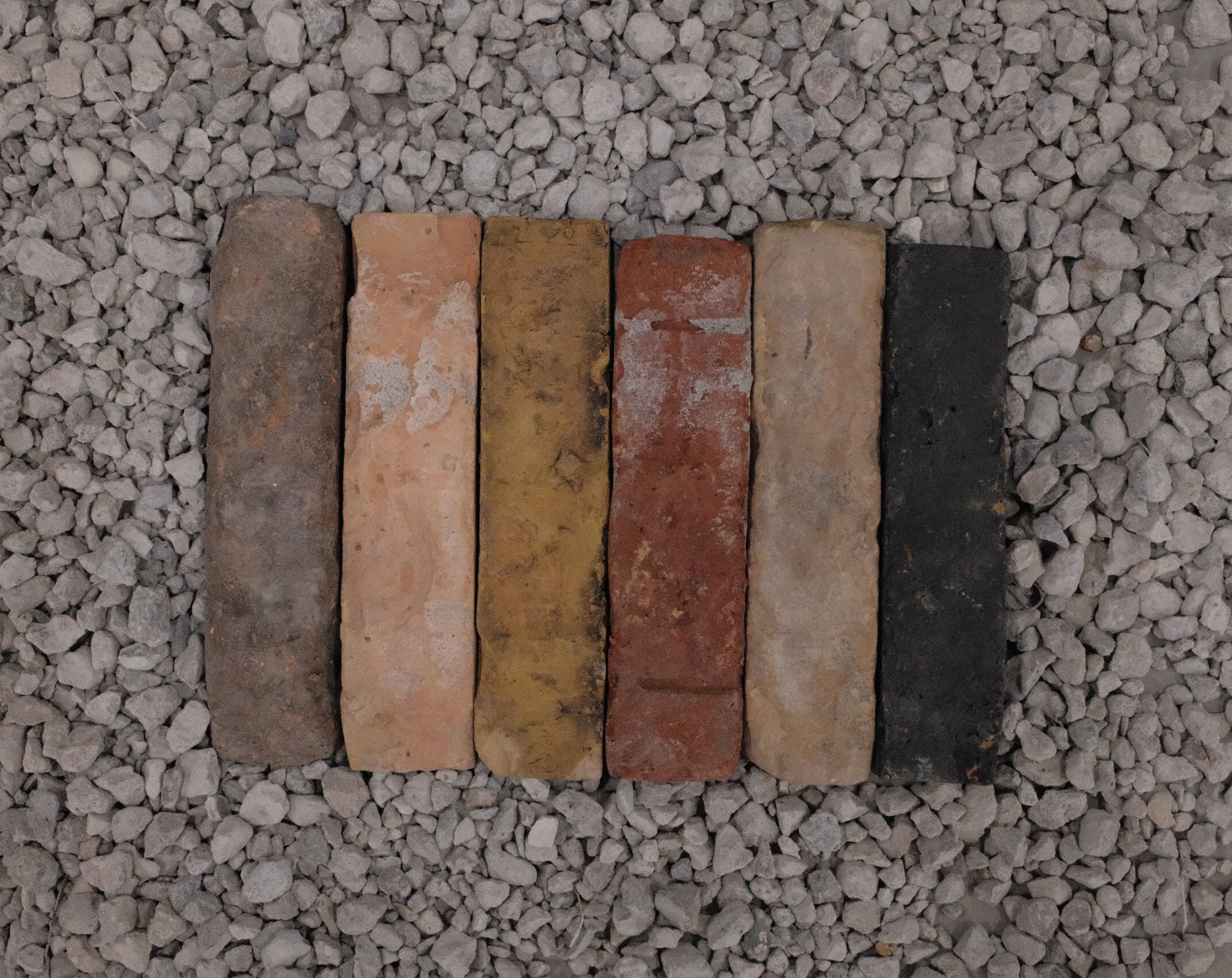 6BBF1A5C-5BFF-4889-B26D-52EC38EAABD5