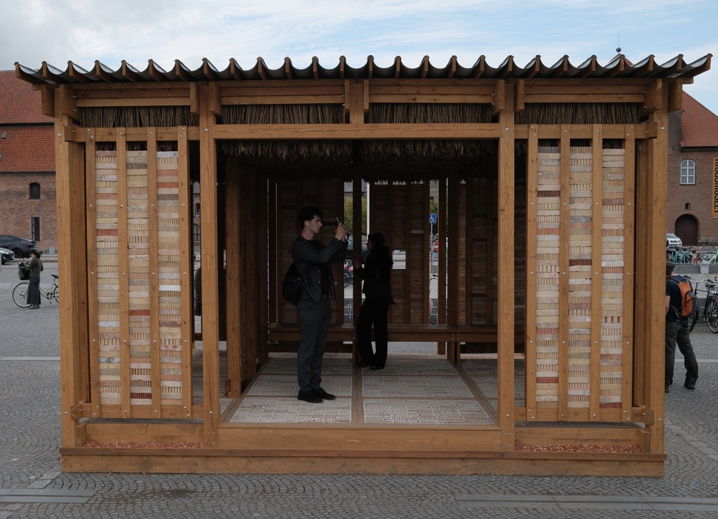 AC498E75-FF31-4E74-A144-F798D631124E_1_105_c