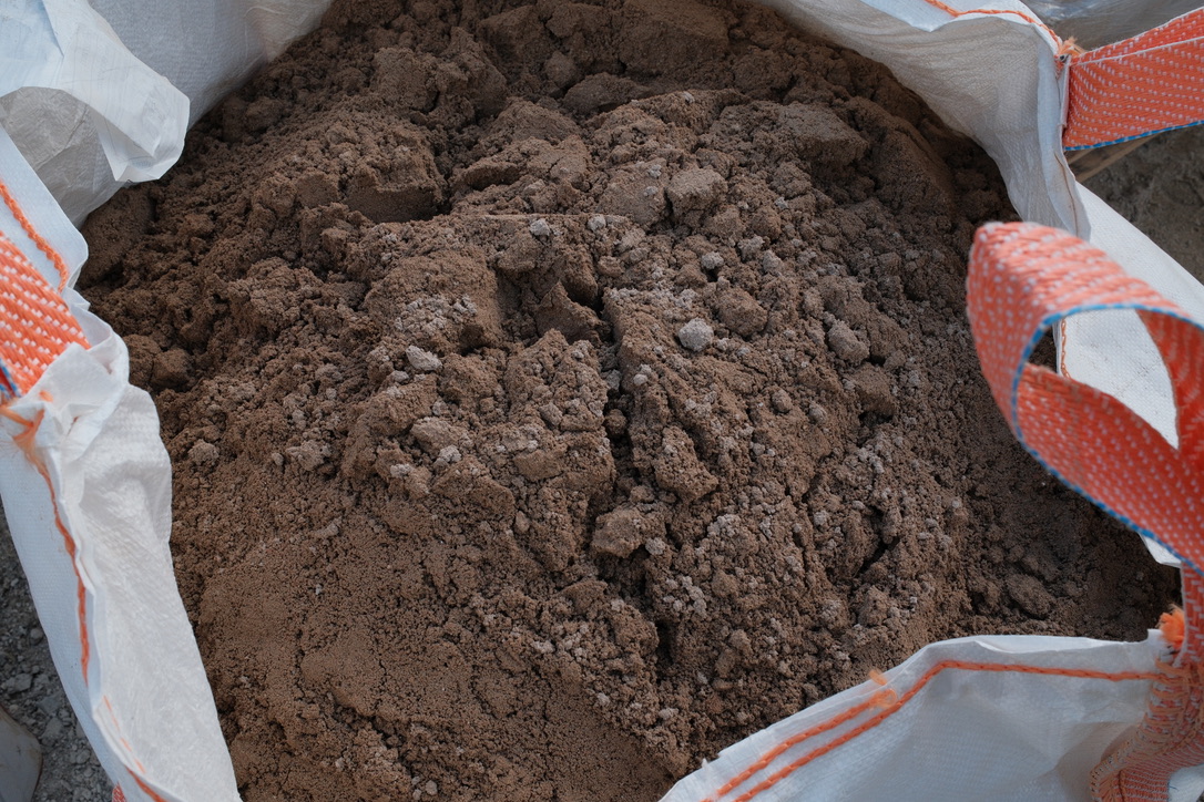 BC147BDD-EEAB-4C05-80EE-DF9BE90871A4_1_105_c