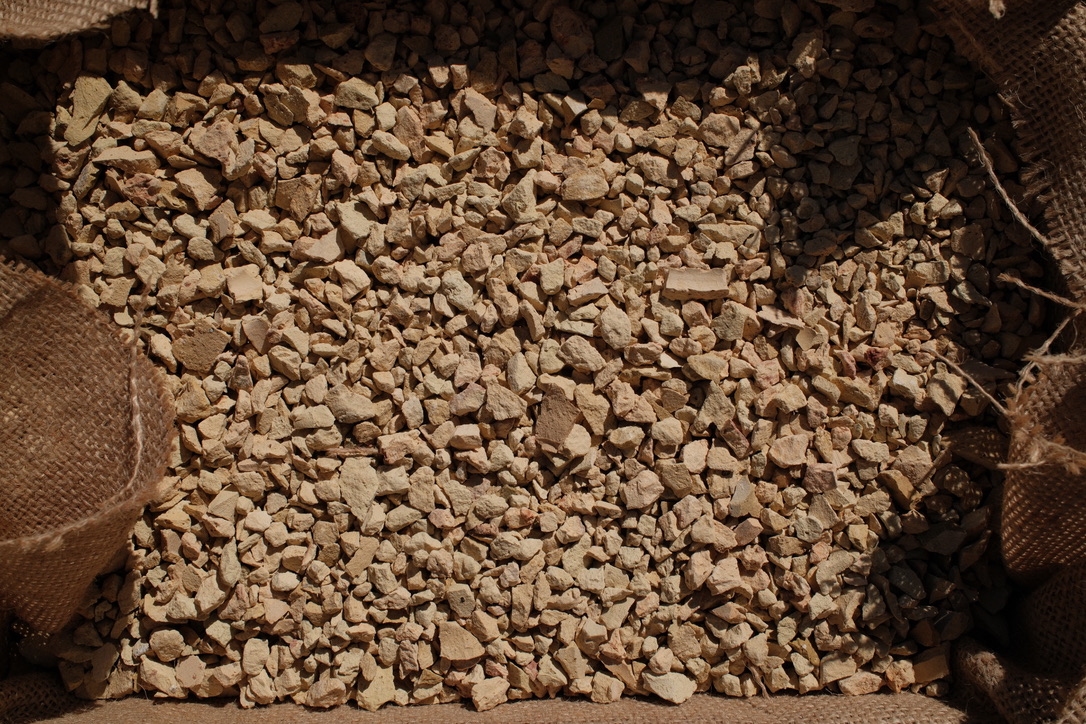 D7608890-7DFD-4227-B046-083FEF60D133_1_105_c