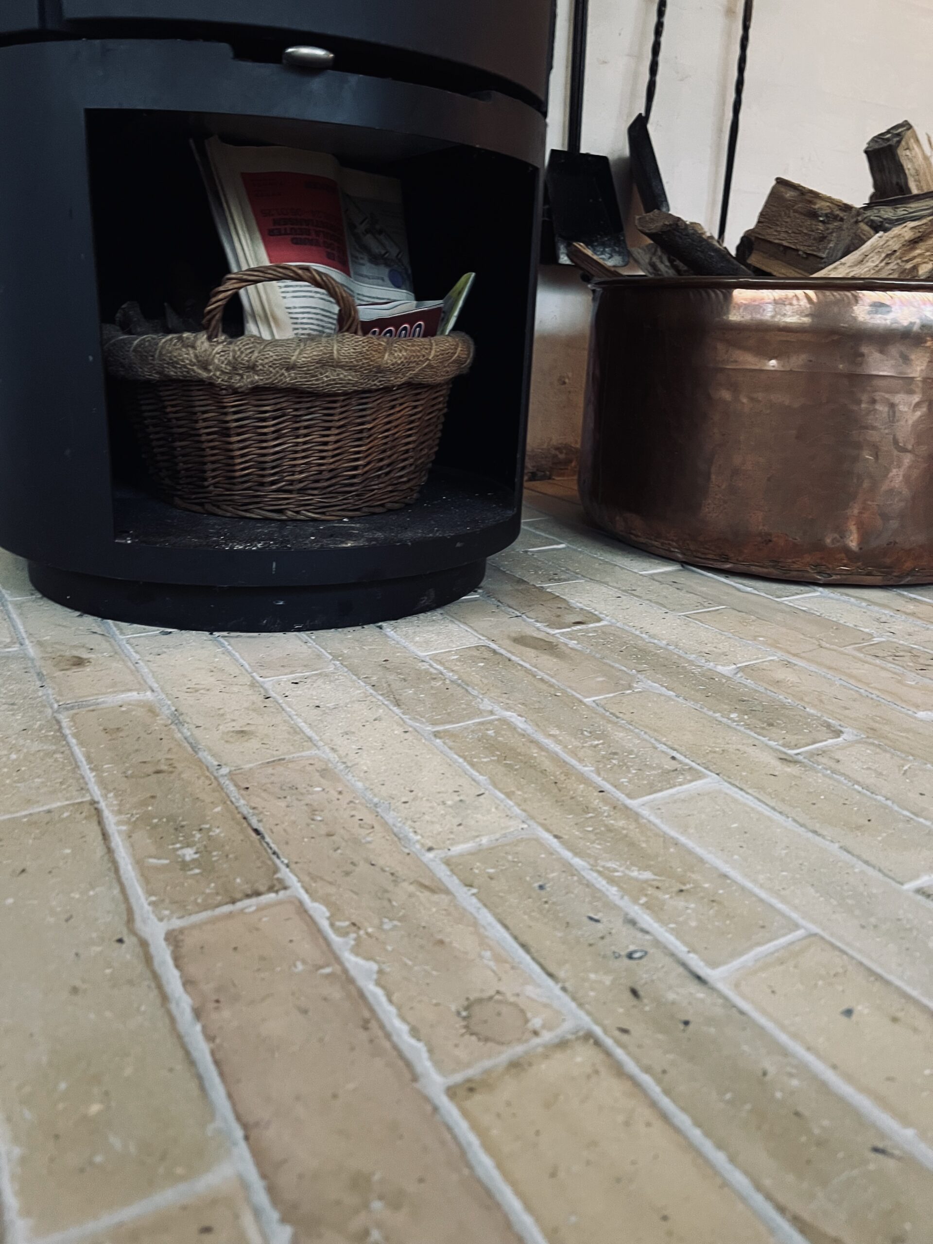 F4C5B1C8-248E-47EE-BC78-2EF7349F81E9_1_201_a